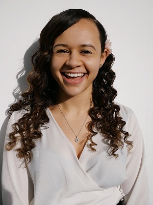 Dr Leanne Armitage