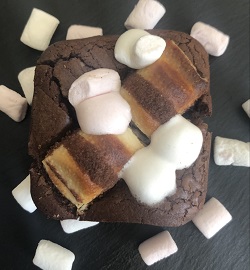 kinder bueno and marshmallows