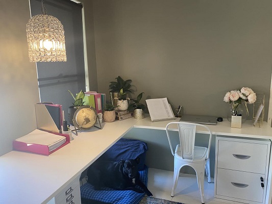 Rebecca Raisin office