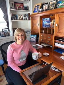 where julie whitney writes